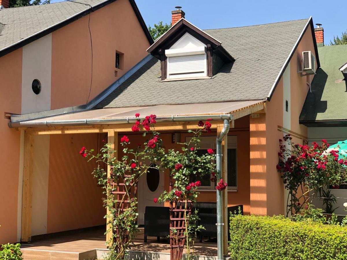 Termal Ferienhaus レンティ エクステリア 写真